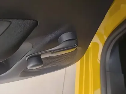 Photo 23 Peugeot 208  Electrique 50 kWh 136ch