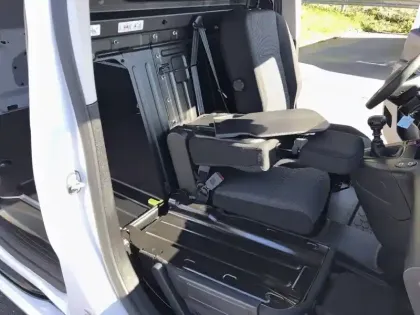 Photo 19 Peugeot Partner  FGN DIESEL 100 CH M MANUELLE