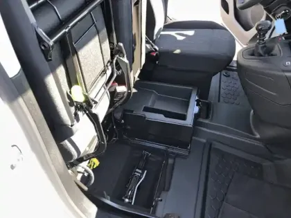 Photo 18 Peugeot Partner  FGN DIESEL 100 CH M MANUELLE