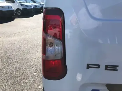 Photo 16 Peugeot Partner  FGN DIESEL 100 CH M MANUELLE