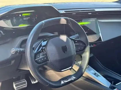 Photo 8 Peugeot 308  Hybrid 136 e-DCS6