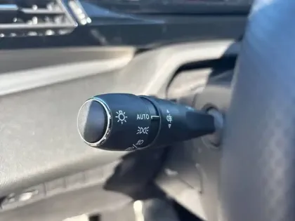 Photo 19 Peugeot 308  Hybrid 136 e-DCS6