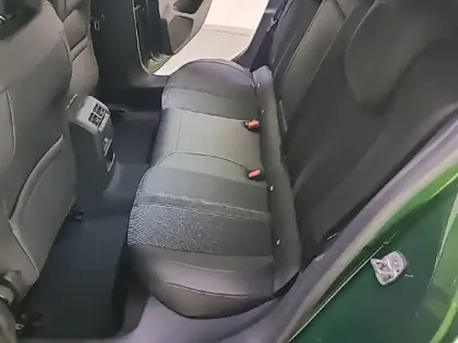 Photo 31 Peugeot 308 Gén. III Ph1 GT 5