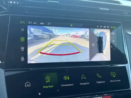 Photo 18 Peugeot 308  Hybrid 136 e-DCS6