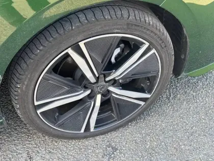 Photo 12 Peugeot 308  Hybrid 136 e-DCS6