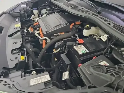 Photo 14 Peugeot 2008  Electrique 136 ch