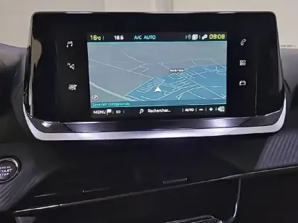 Photo 18 Peugeot 2008  Electrique 136 ch