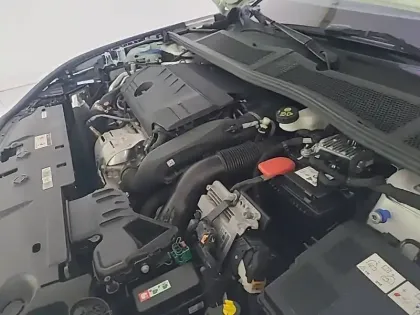 Photo 20 Peugeot 308  PHEV 180 e-EAT8