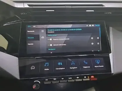 Photo 26 Peugeot 308  PHEV 180 e-EAT8