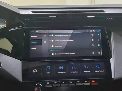 Photo 27 Peugeot 308  PHEV 180 e-EAT8