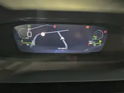 Photo 9 Peugeot 308  SW Hybrid 145 e-DCS6