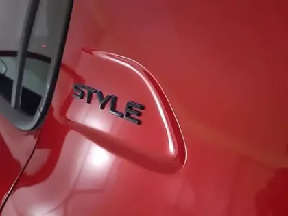 Photo 30 Peugeot 208  PureTech 100 S&S BVM6