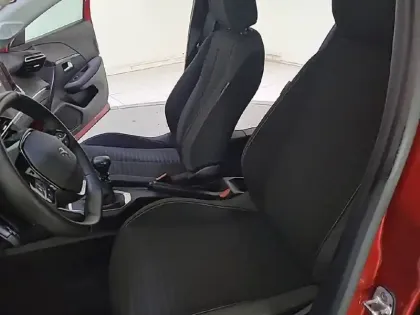 Photo 10 Peugeot 208  PureTech 100 S&S BVM6