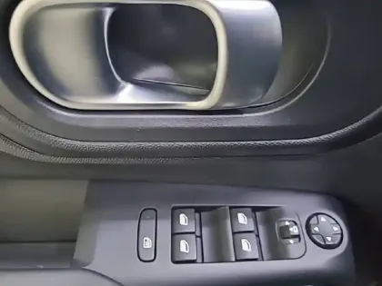 Photo 33 Citroën C5 aircross Gén. I Ph2 Shine 5