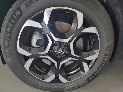 Photo 15 Citroën C5 aircross Gén. I Ph2 Shine 5