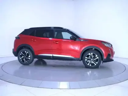 Photo 12 Peugeot 2008  PureTech 130 S&S EAT8