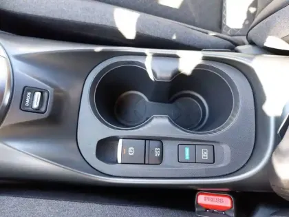 Photo 26 Nissan Juke  HYBRID 143