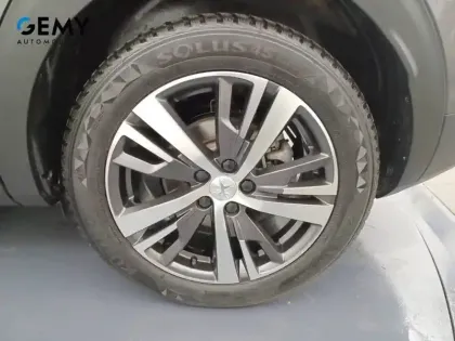 Photo 32 Peugeot 3008 Gén. II Ph2 Roadtrip 5