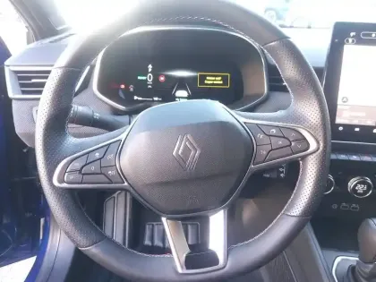 Photo 14 Renault Clio  E-Tech full hybrid 145 ch GSR2