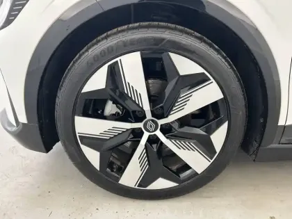 Photo 18 Renault Megane Gén. V (BCB) Ph1 Techno 5