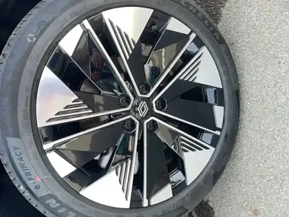 Photo 18 Renault Scenic  E-Tech electrique 220 ch grande autonomie