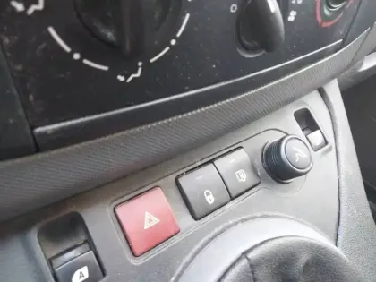 Photo 7 Peugeot Partner  FOURGON 120 L1 1.6 HDI 90 BVM5