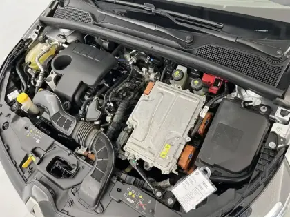 Photo 44 Renault Clio  E-Tech 140 - 21N