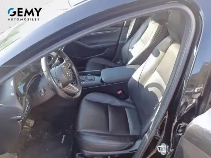 Photo 8 Mazda Mazda3  Berline 2.0L e-SKYACTIV-X M Hybrid 186 ch BVA6