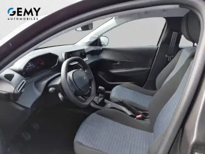 Photo 24 Peugeot 208  PureTech 75 S&S BVM5