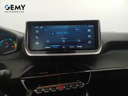 Photo 33 Peugeot 2008  Hybrid 145 e-DCS6