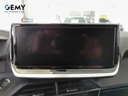 Photo 13 Peugeot 208  Electrique 50 kWh 136ch