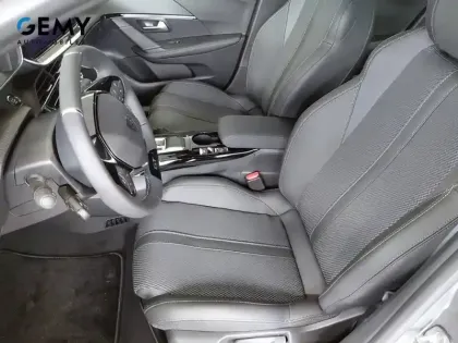 Photo 8 Peugeot 208  Electrique 50 kWh 136ch