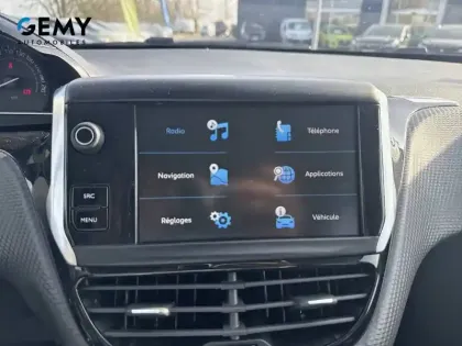 Photo 15 Peugeot 2008  PureTech 110ch S&S EAT6