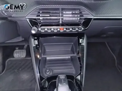 Photo 13 Peugeot 208  Electrique 50 kWh 136ch