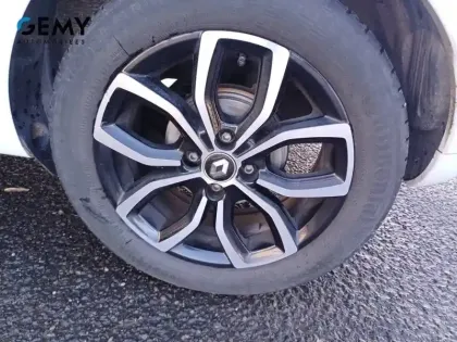 Photo 13 Renault Clio  dCi 90 E6C