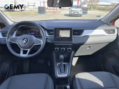 Photo 51 Renault Captur  E-Tech full hybrid 145