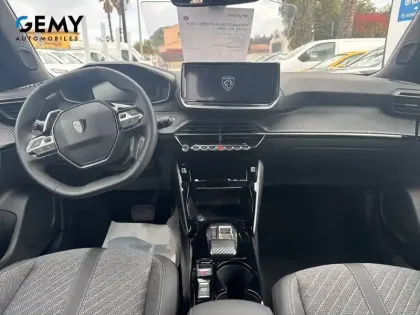 Photo 7 Peugeot 2008  Hybrid 145 e-DCS6