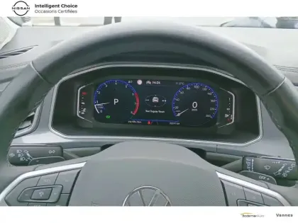 Photo 8 Volkswagen T-roc  1.5 TSI EVO 150 Start/Stop DSG7