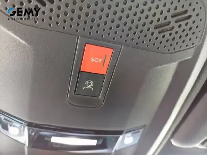 Photo 16 Peugeot 2008  PureTech 130 S&S EAT8