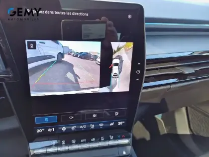 Photo 13 Renault Rafale  E-Tech 4x4 300