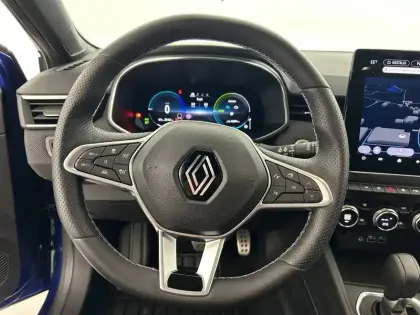 Photo 73 Renault Clio  E-Tech full hybrid 145