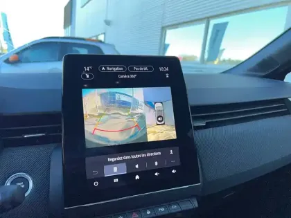 Photo 23 Renault Clio  E-Tech full hybrid 145