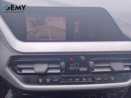 Photo 17 BMW Serie 1 116i 109 ch DKG7