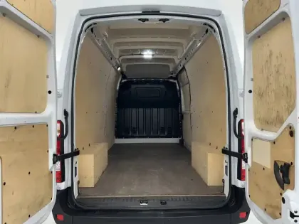 Photo 35 Renault Master  FGN TRAC F3500 L3H3 BLUE DCI 135