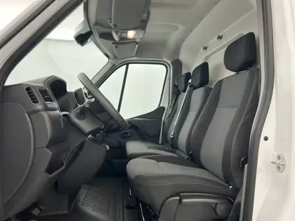 Photo 26 Renault Master  FGN TRAC F3500 L3H3 BLUE DCI 135
