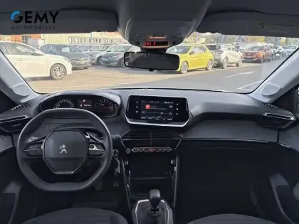 Photo 55 Peugeot 208  PureTech 100 S&S BVM6