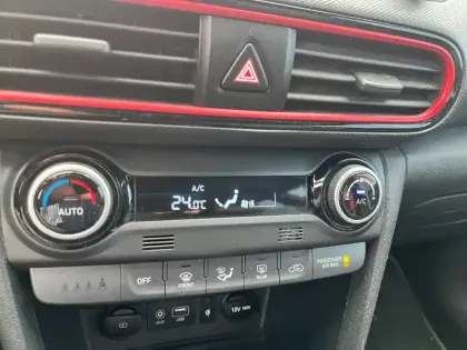 Photo 24 Hyundai Kona  1.6 CRDi 136 DCT-7