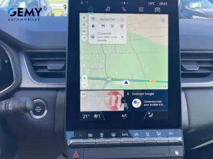 Photo 14 Renault Captur  E-Tech full hybrid 145 ch