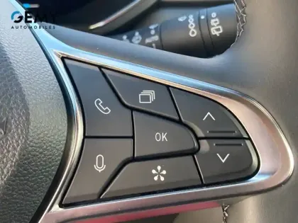 Photo 16 Renault Captur  E-Tech full hybrid 145 ch