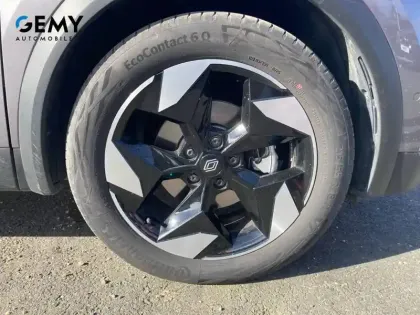 Photo 10 Renault Captur  E-Tech full hybrid 145 ch